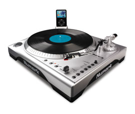 Photo of the Numark TTi.